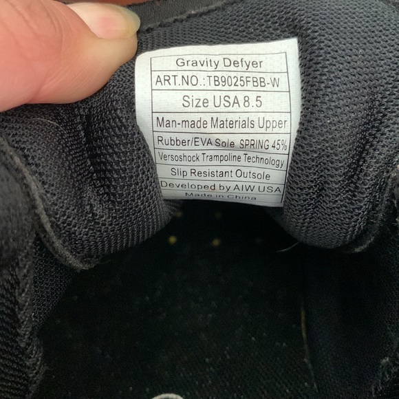 Gravity Defyer - Picture 4 of 5